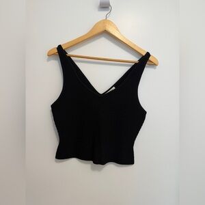 Aritzia Babaton Sculpt Knit V-Neck Tank
